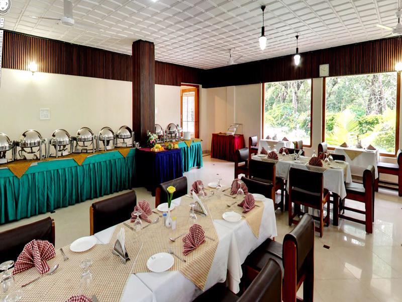 Отель Ktdc Aranya Nivas Thekkady Kumily Экстерьер фото